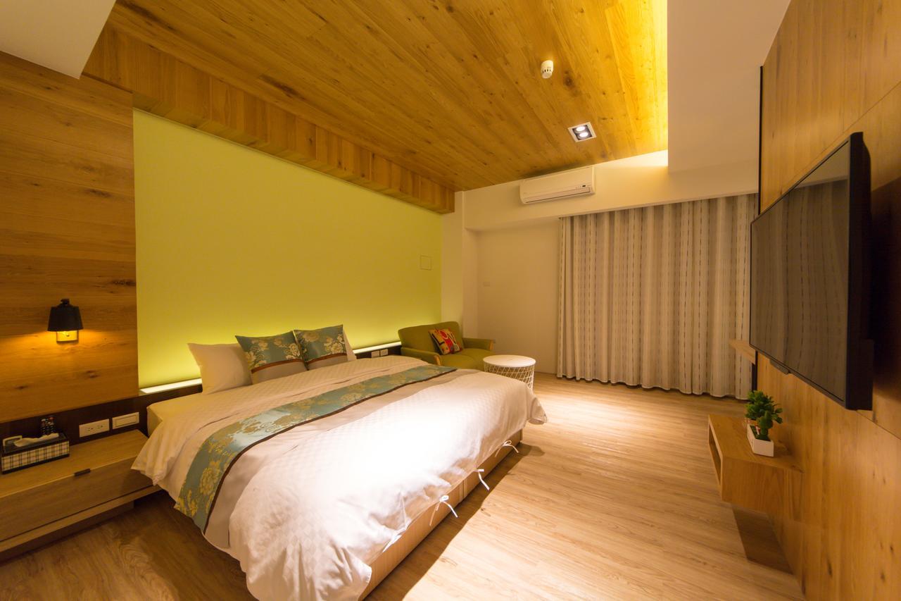 An Ping Shisan Hostel Tainan Exterior photo