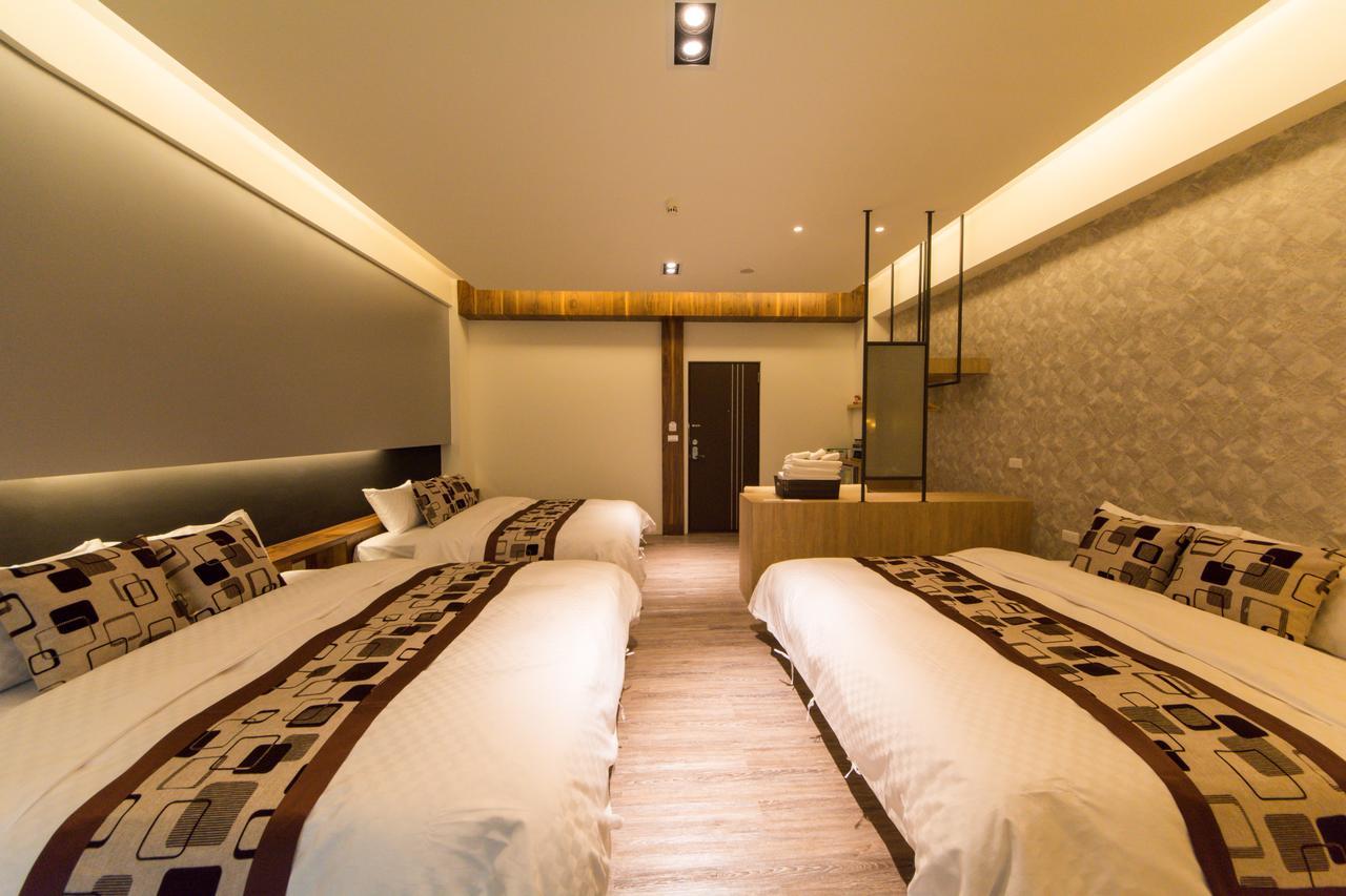 An Ping Shisan Hostel Tainan Exterior photo