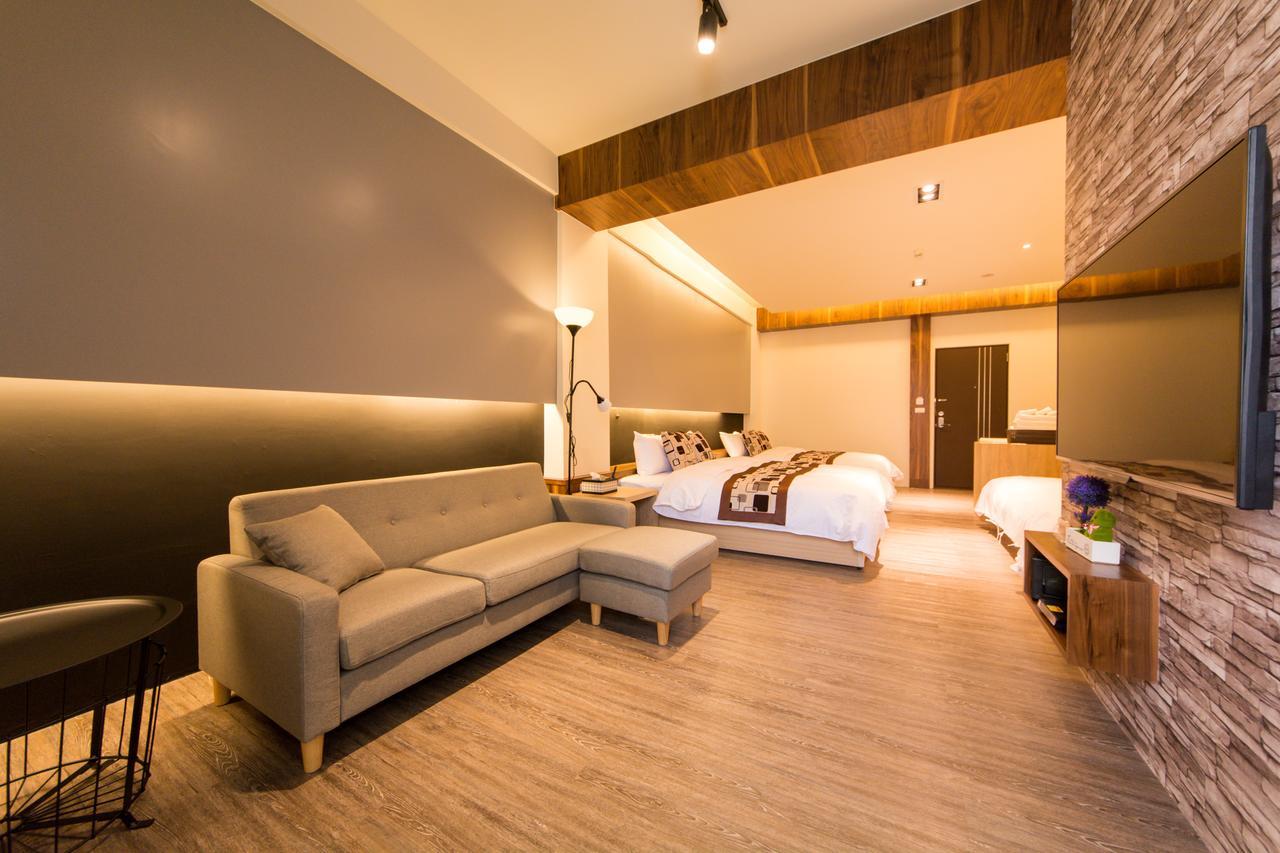 An Ping Shisan Hostel Tainan Exterior photo