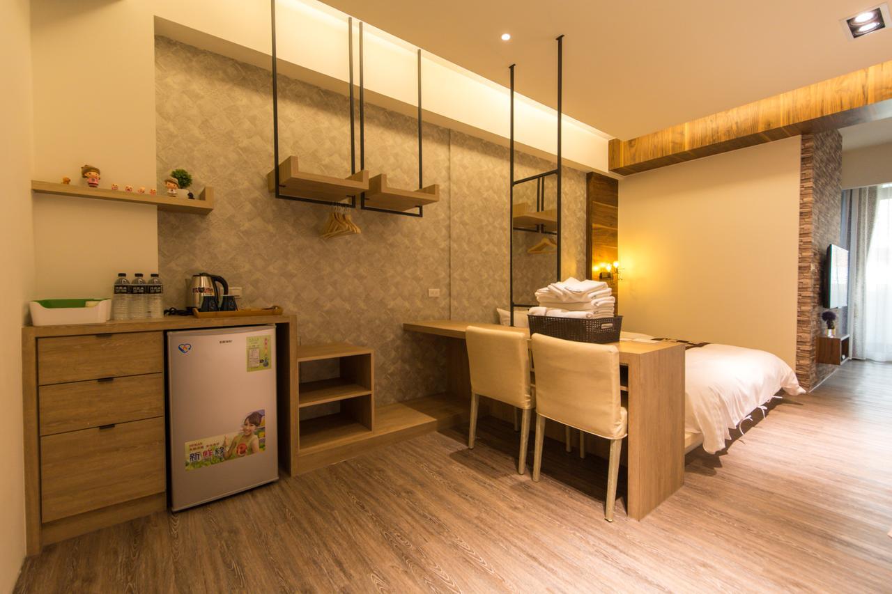 An Ping Shisan Hostel Tainan Exterior photo